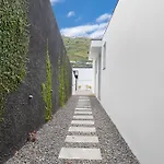 Lilian By Lovelystay * Arco da Calheta (Madeira)