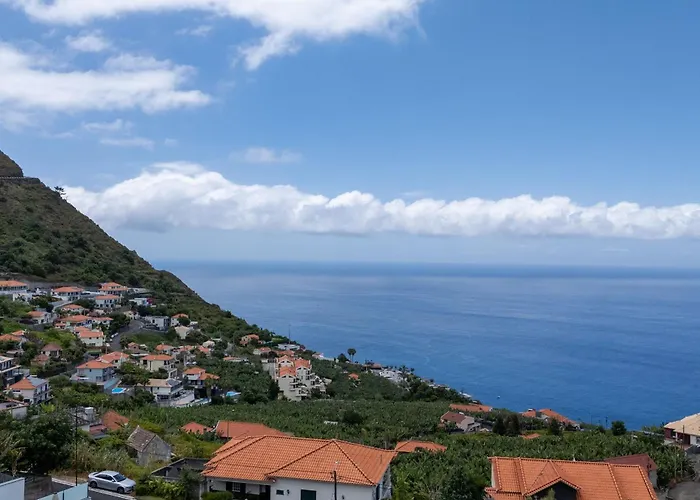 Lilian By Lovelystay